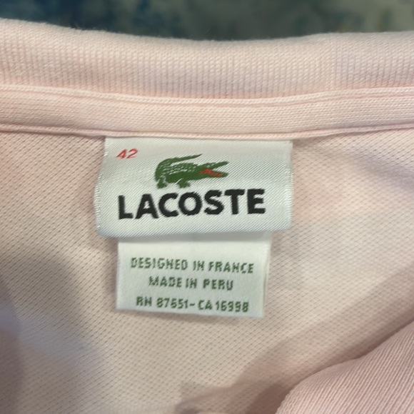 Pink izod perfect condition is more pink in real life🩷🩷🩷 - Picture 4 of 5